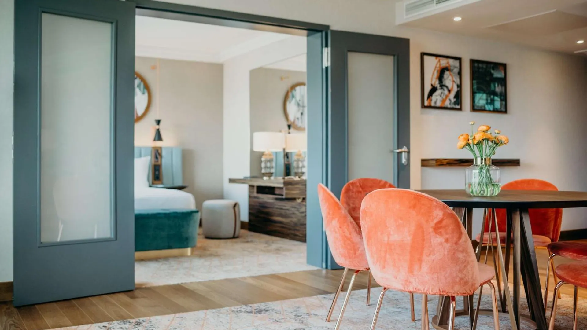 ***** Отель Hilton Frankfurt City Centre Франкфурт-на-Майне Германия